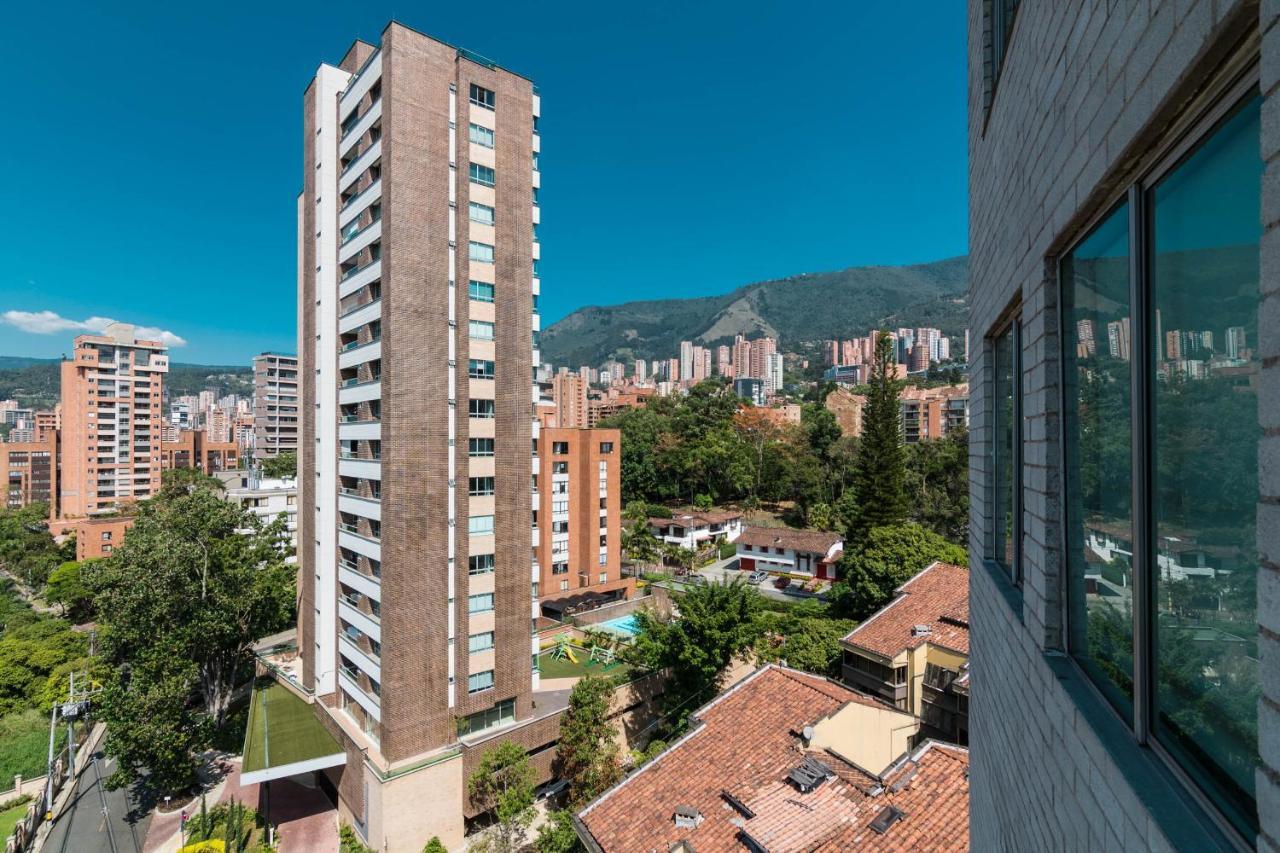 Apartamentos Poblado Alejandria By Housy Host Медельїн Екстер'єр фото
