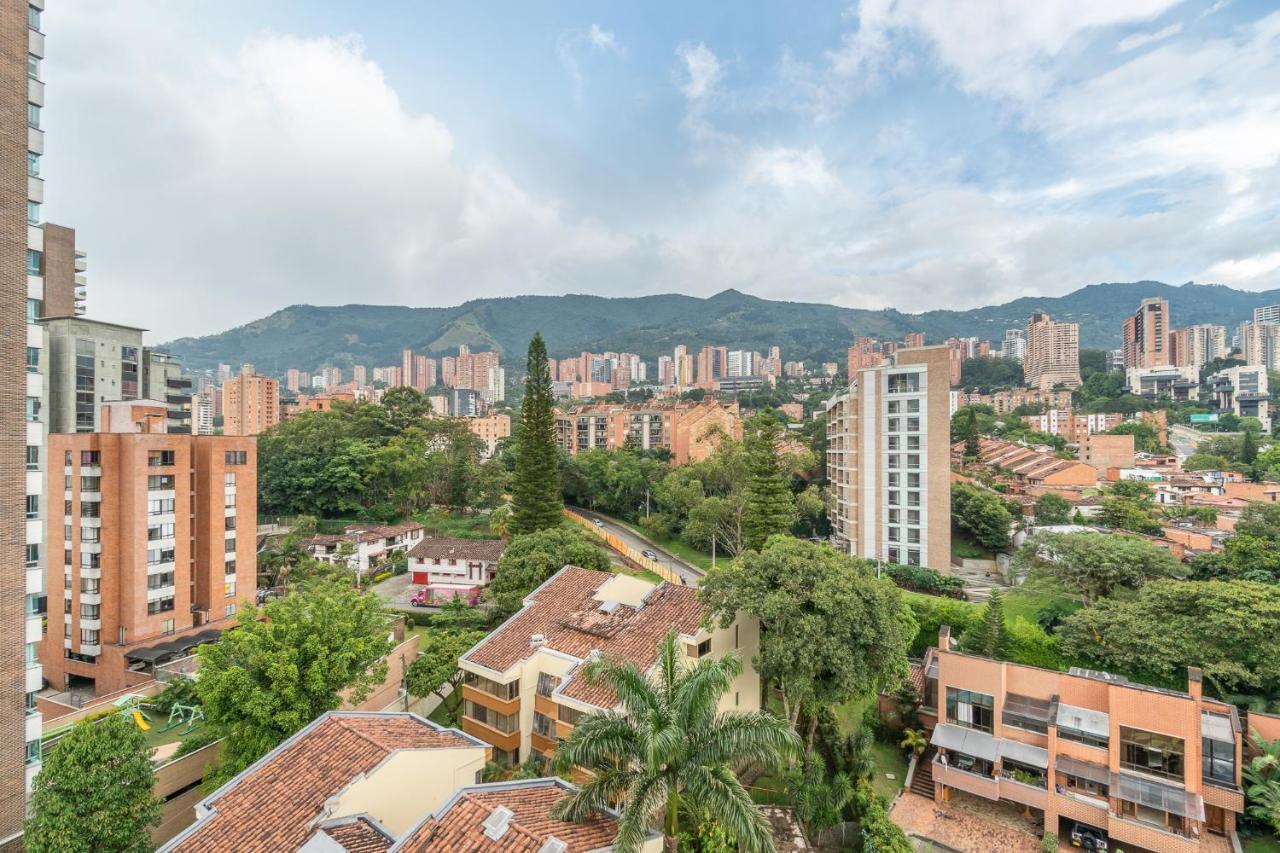 Apartamentos Poblado Alejandria By Housy Host Медельїн Екстер'єр фото