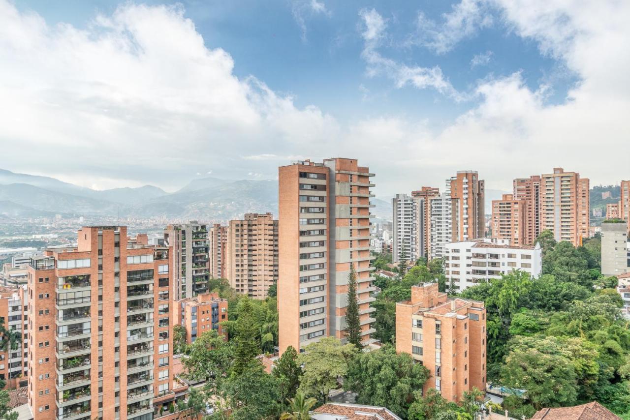 Apartamentos Poblado Alejandria By Housy Host Медельїн Екстер'єр фото