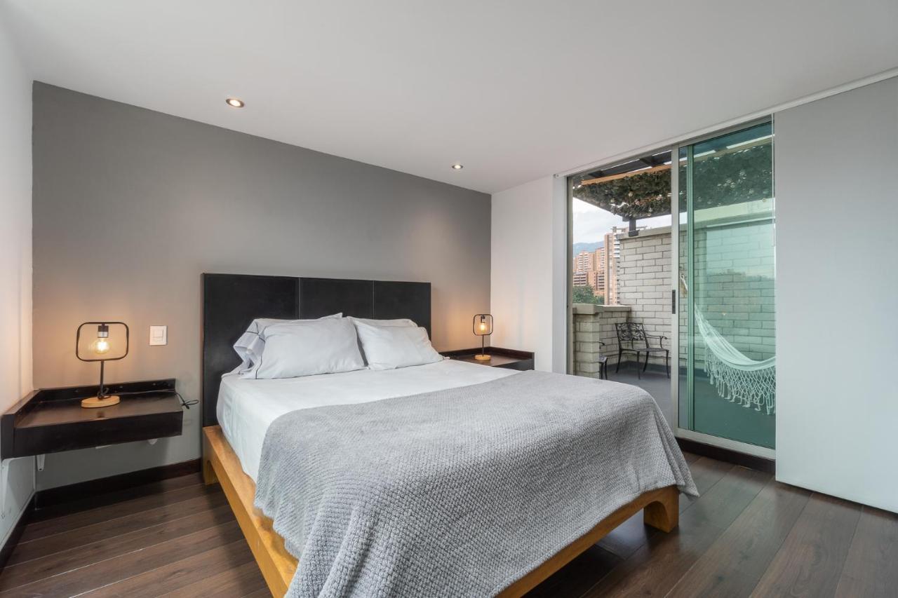 Apartamentos Poblado Alejandria By Housy Host Медельїн Екстер'єр фото
