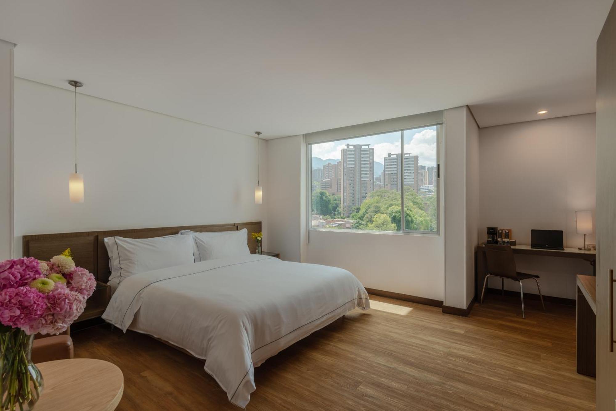 Apartamentos Poblado Alejandria By Housy Host Медельїн Екстер'єр фото