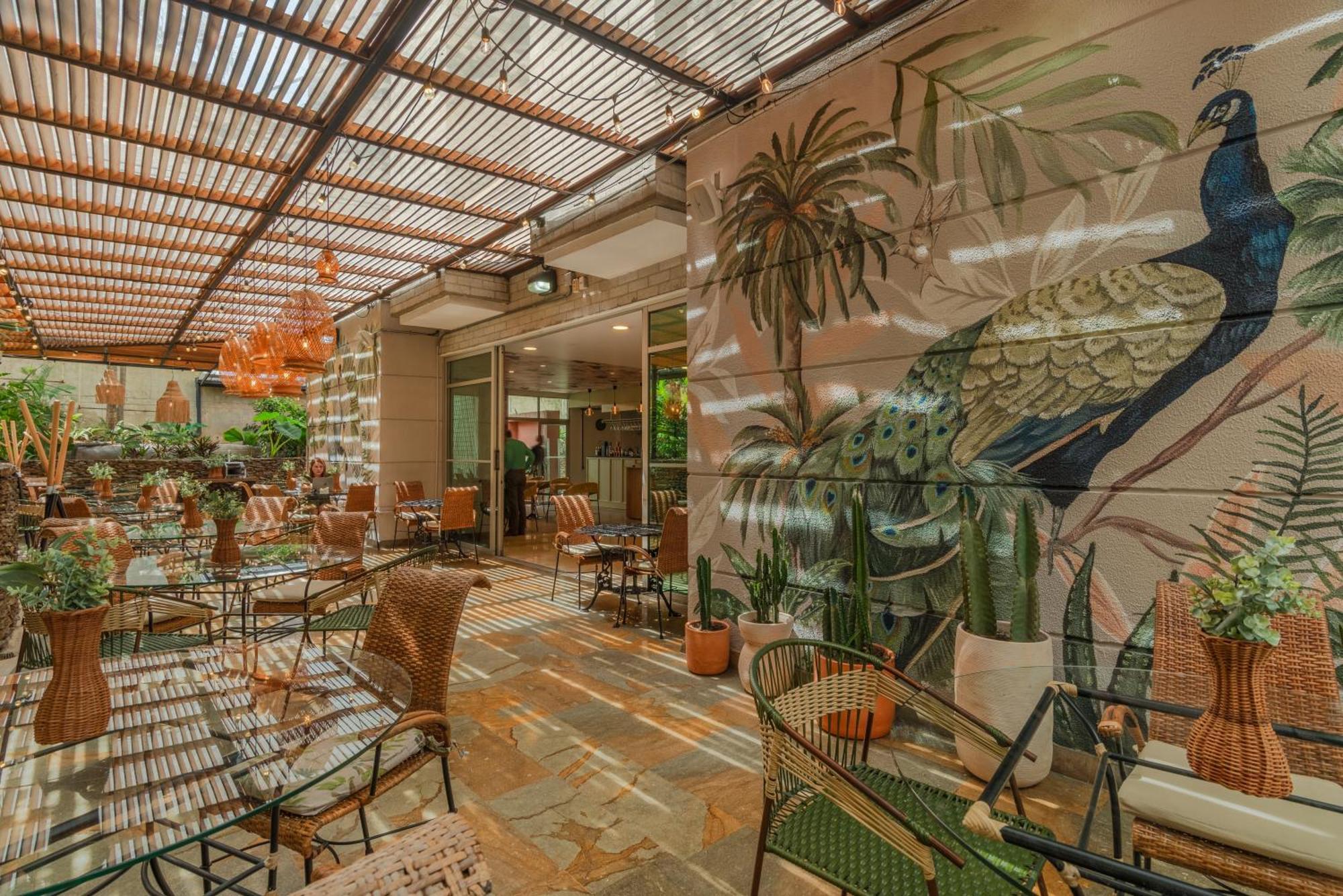 Apartamentos Poblado Alejandria By Housy Host Медельїн Екстер'єр фото
