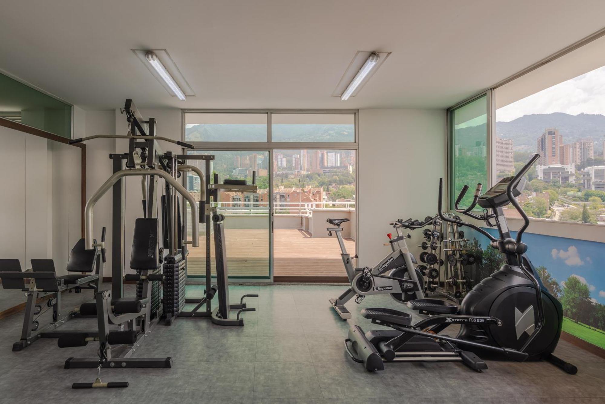 Apartamentos Poblado Alejandria By Housy Host Медельїн Екстер'єр фото