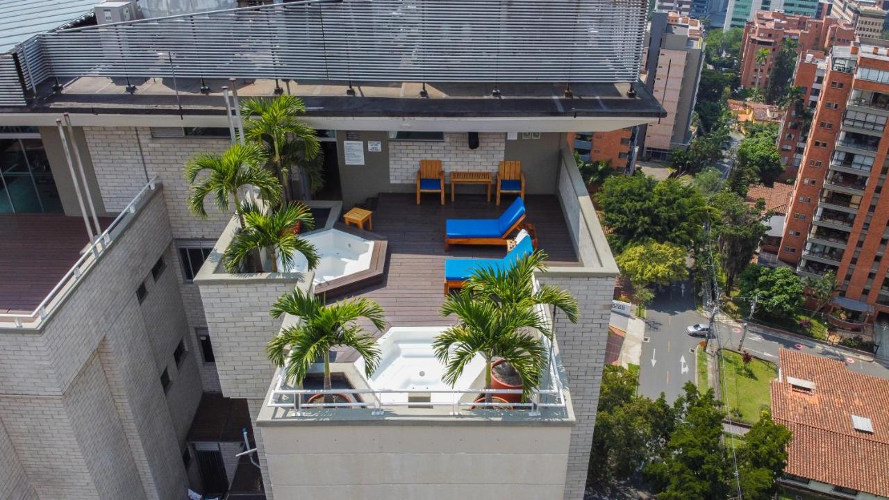 Apartamentos Poblado Alejandria By Housy Host Медельїн Екстер'єр фото
